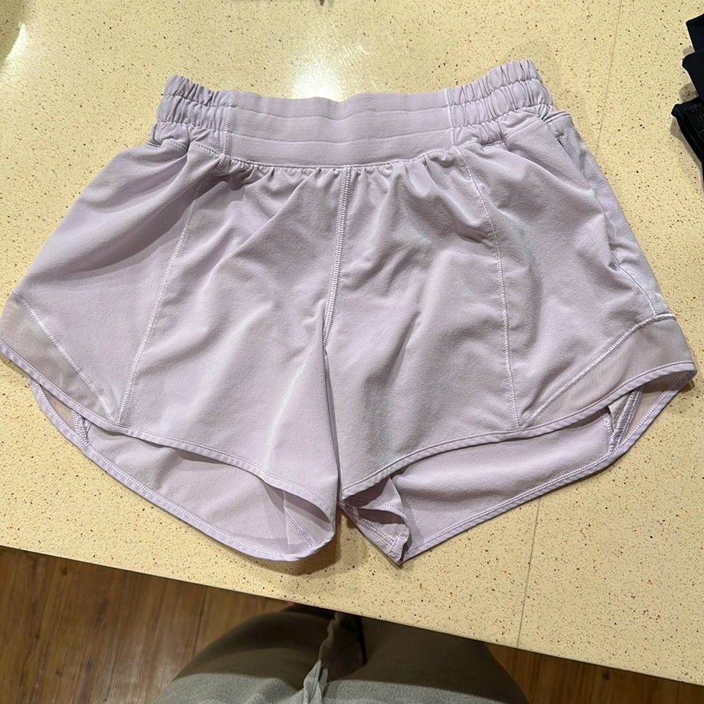 Hotty Hot Low-Rise Lined Short 4" Sz 4